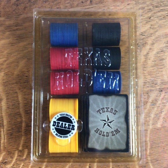 Vintage Texas Hold’ Em Poker Set - Picture 6 of 7